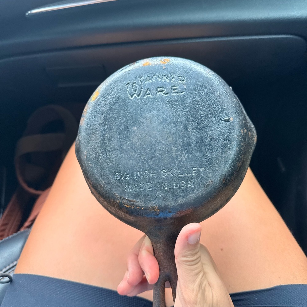 Vintage Wagner Ware Cast Iron Skillet